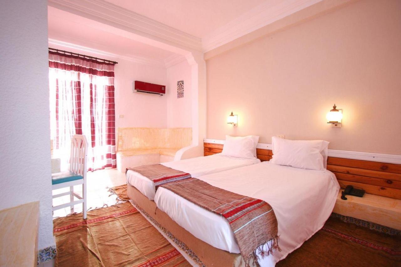 Hotel Best Beach- Family Only Chott Meriem ภายนอก รูปภาพ