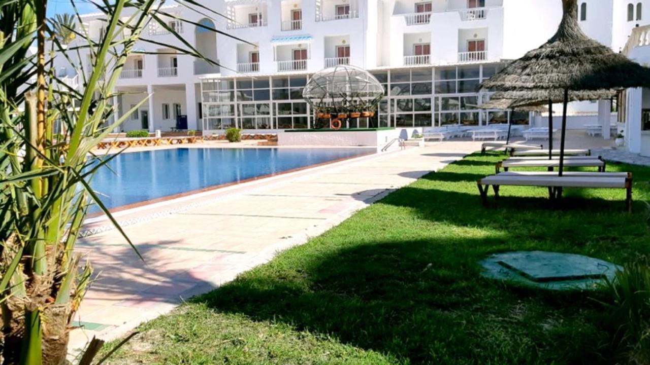 Hotel Best Beach- Family Only Chott Meriem ภายนอก รูปภาพ