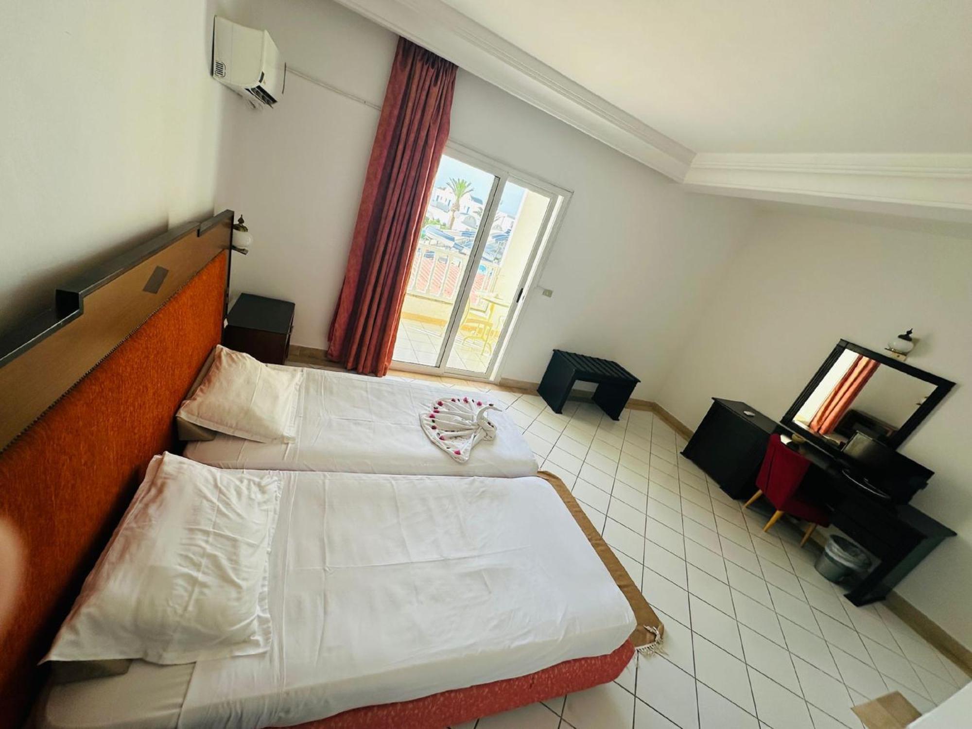 Hotel Best Beach- Family Only Chott Meriem ภายนอก รูปภาพ